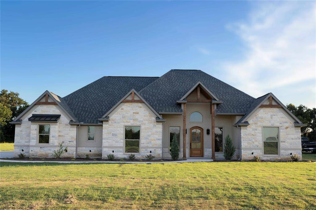 129 Heritage Springs Drive, Brock, TX 76087