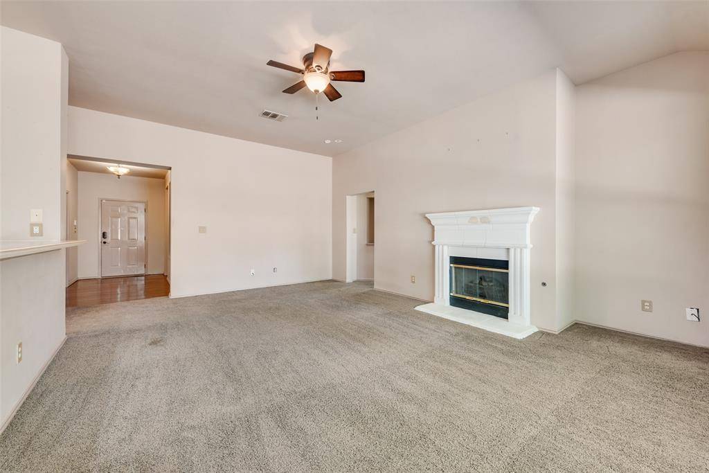 3900 Kirby Drive, Denton, TX 76210