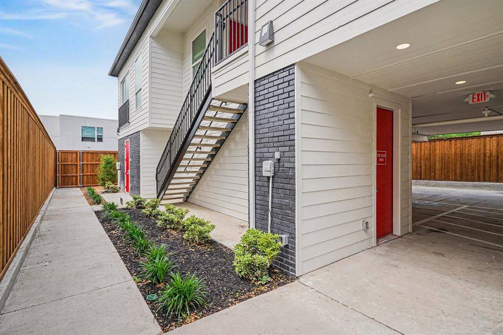 2217 N Fitzhugh Avenue #101, Dallas, TX 75204