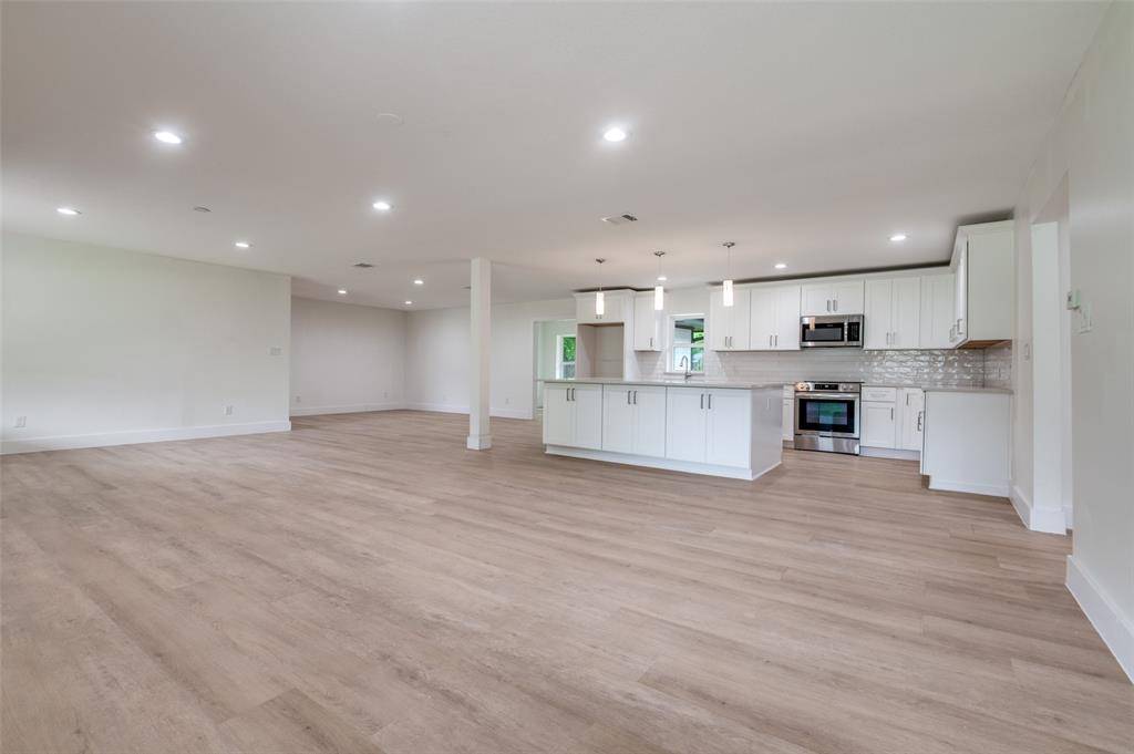515 John Arden Drive, Waxahachie, TX 75165