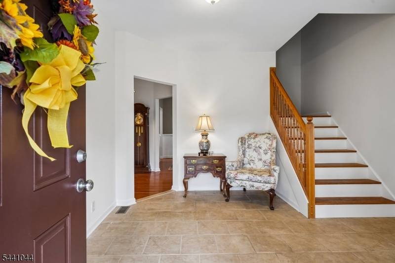 18 Brooklake Rd, Florham Park Boro, NJ 07932