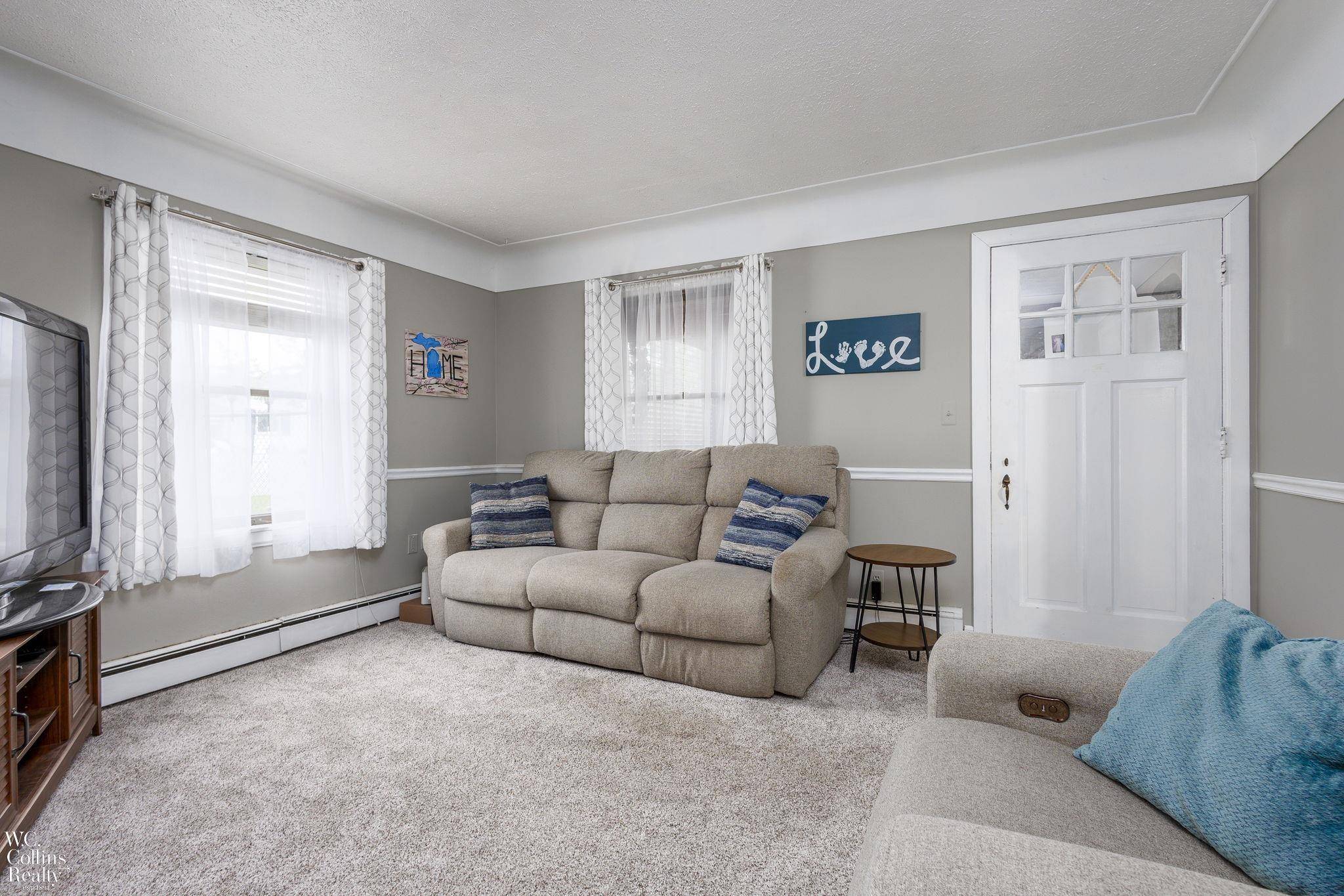 17346 Common RD, Roseville, MI 48066