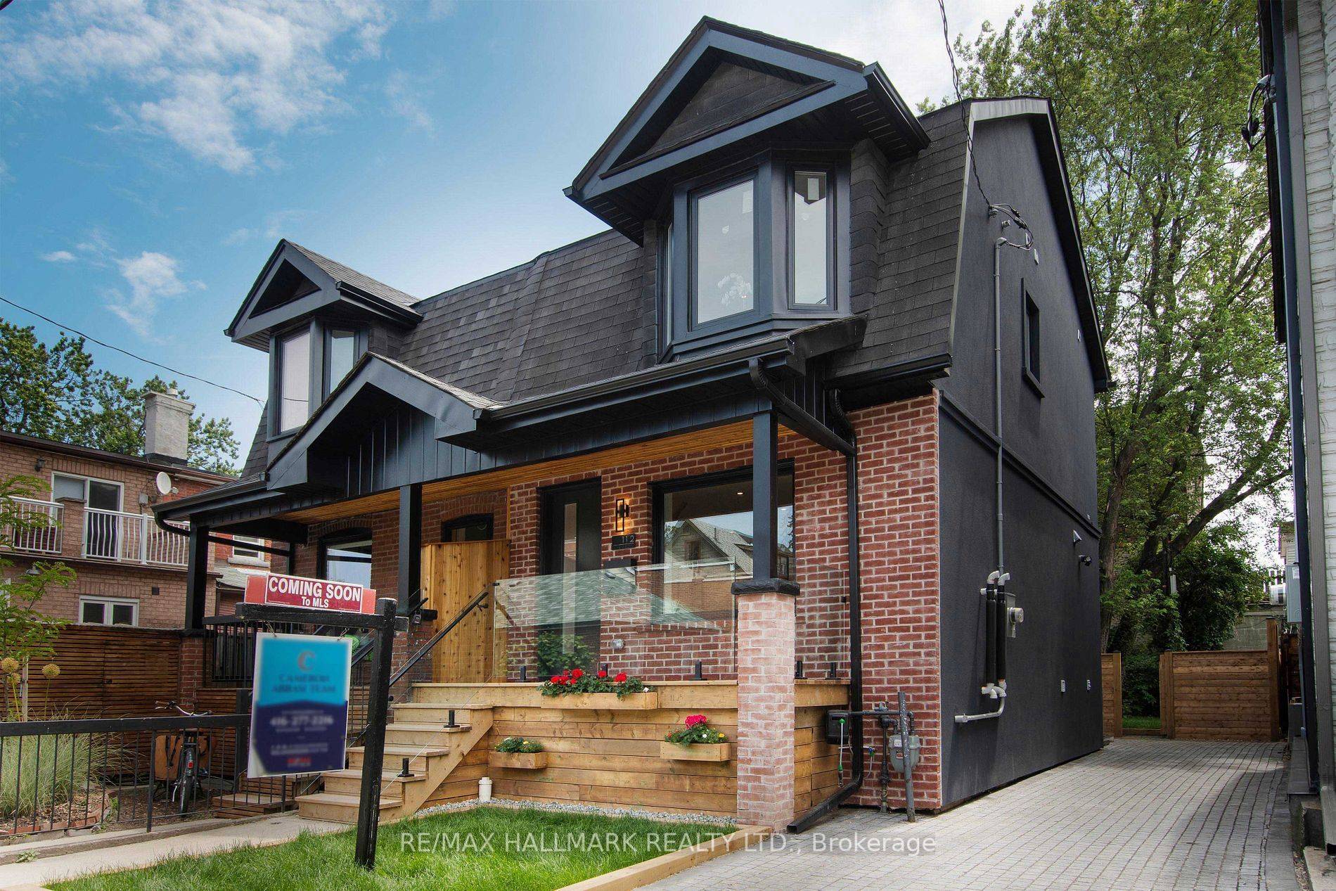 1 1/2 Delaney CRES, Toronto C01, ON M6K 1P9