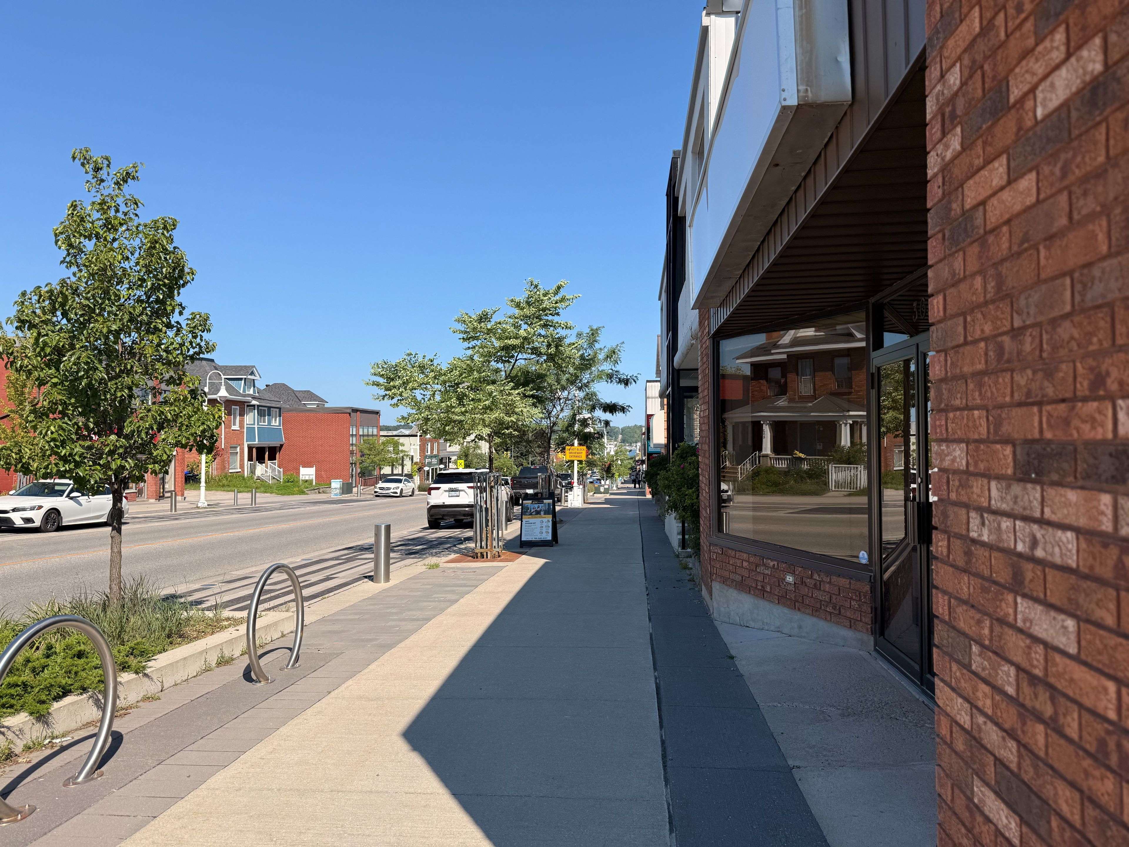 365 King ST, Midland, ON L4R 3M7