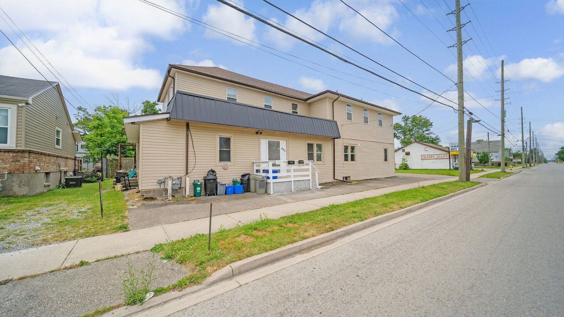 223-227 Gilmore RD, Fort Erie, ON L2A 2M2