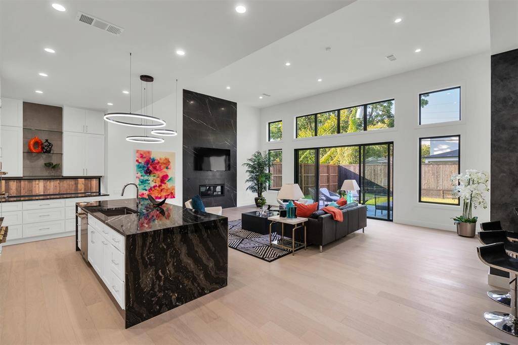 3737 Cortez Drive, Dallas, TX 75220
