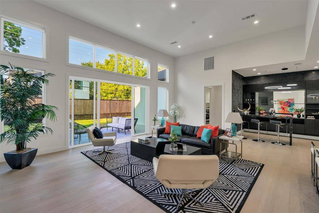 3813 Cortez Drive, Dallas, TX 75220