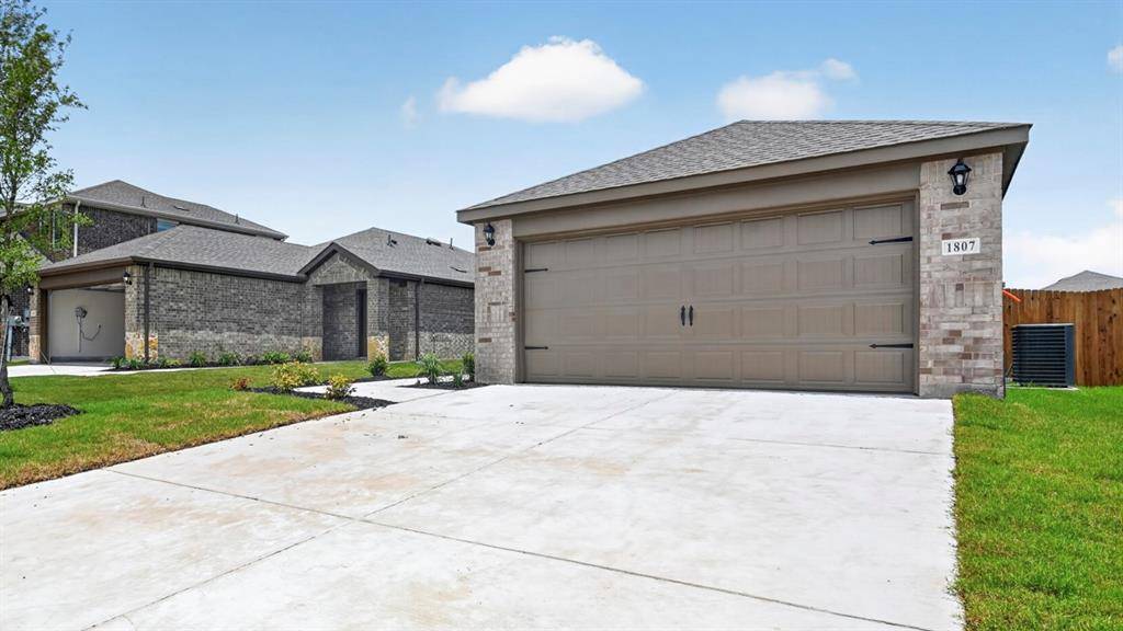 1807 Teton River Drive, Blue Ridge, TX 75424