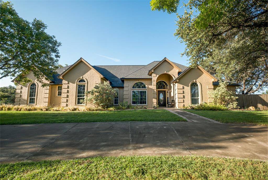 182 Lakeview Drive, Aledo, TX 76008