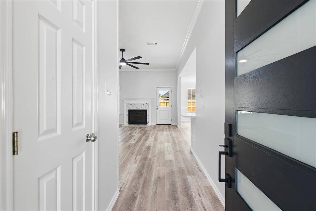 318 Landsburg Lane, College Station, TX 77845