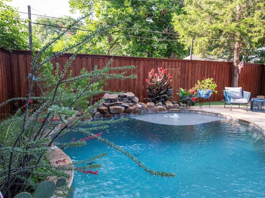 2631 Alco Avenue, Dallas, TX 75211