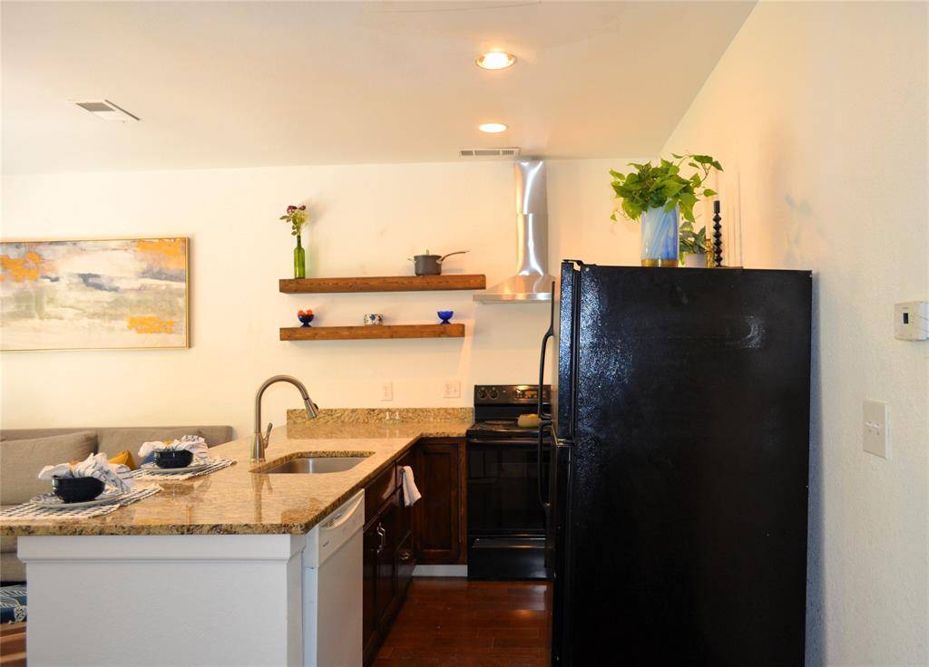 7660 Skillman Street #401, Dallas, TX 75231