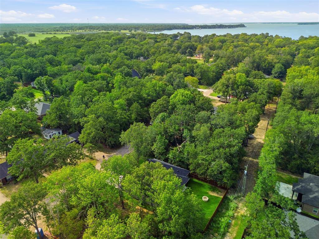 108 Parkside Drive, Trinidad, TX 75163