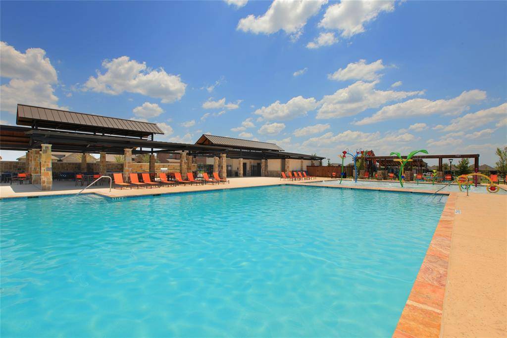 742 Gentle Bird Drive, Lavon, TX 75166