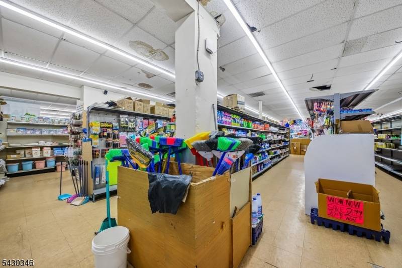736 W Grand Ave, Rahway City, NJ 07065