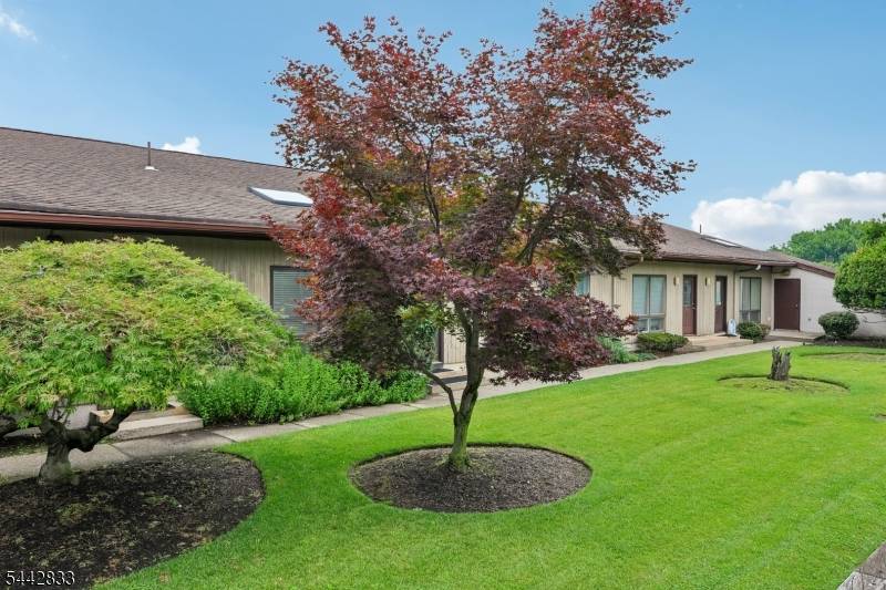 281 Browertown Rd #304, Woodland Park, NJ 07424