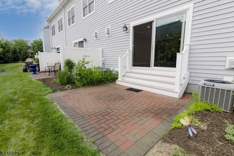 14 Clover Ct, Berkeley Heights Twp., NJ 07922