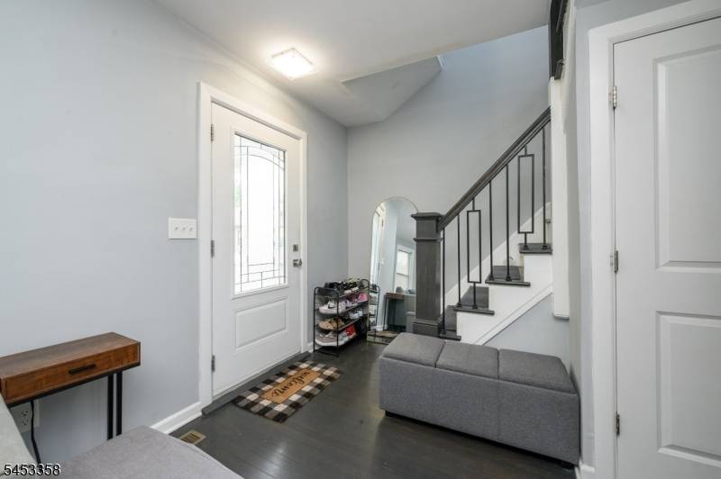 708 E Grand Ave, Rahway City, NJ 07065
