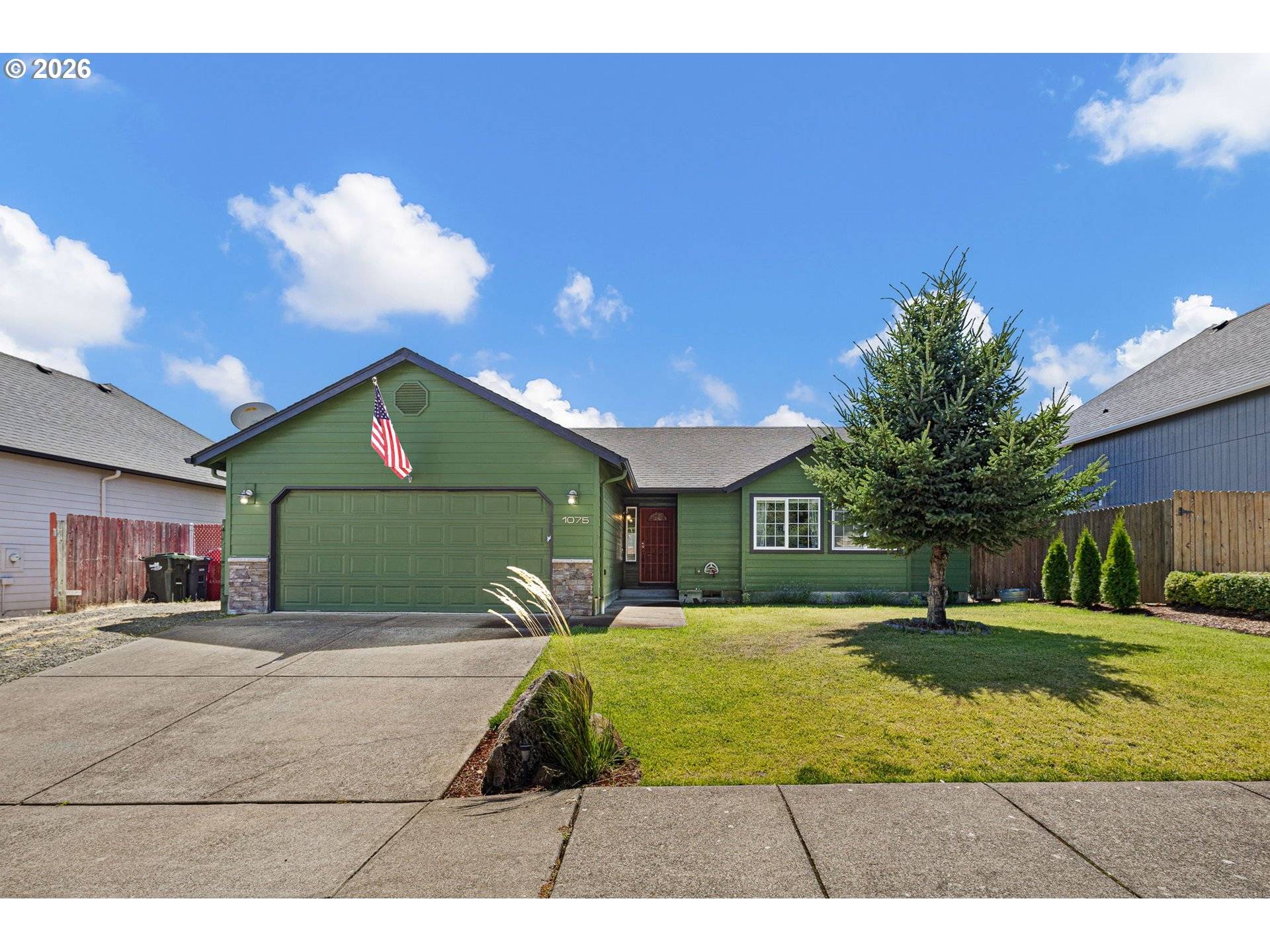 1075 BRADSHAW LN, Creswell, OR 97426
