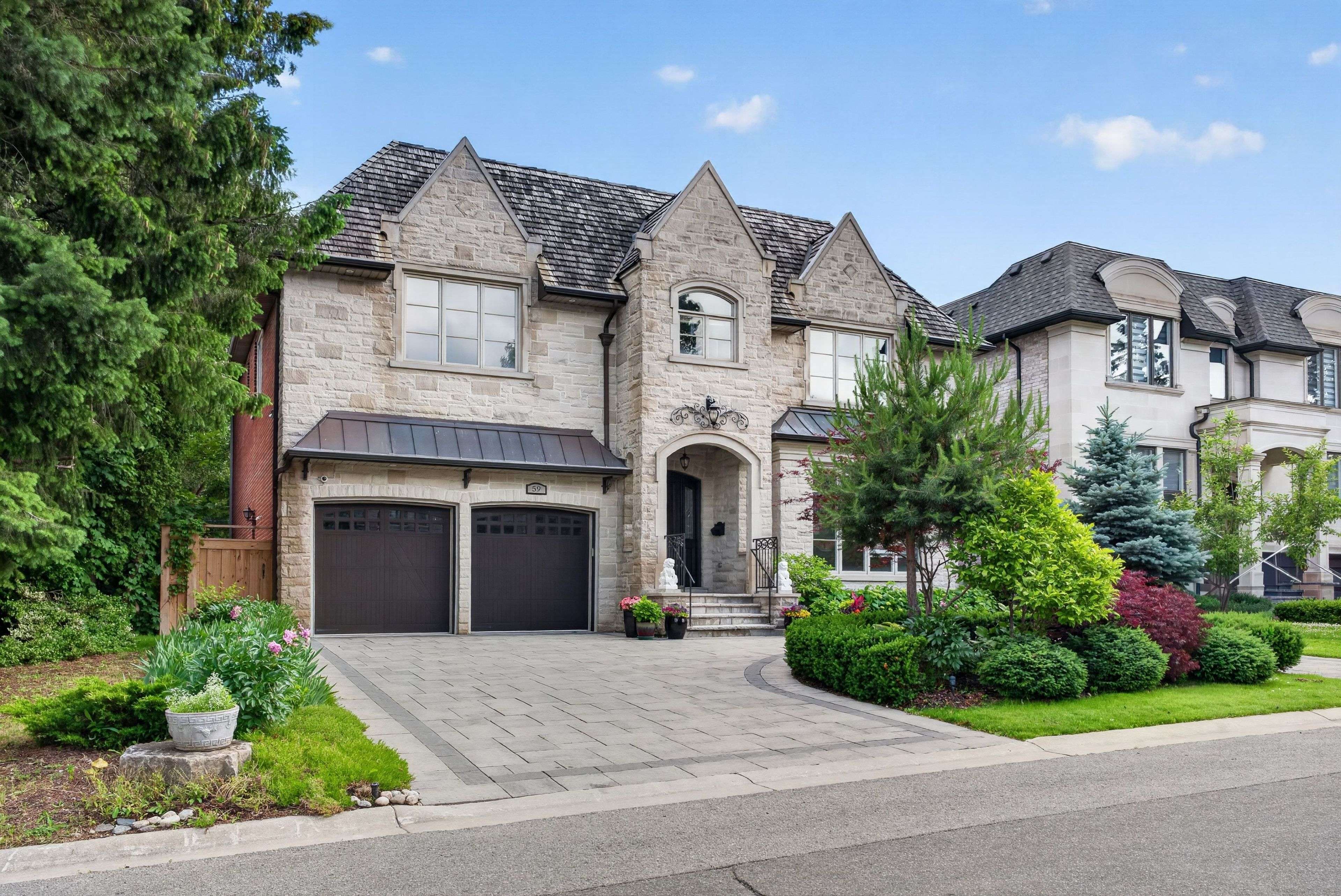 59 Munro BLVD, Toronto C12, ON M2P 1C3