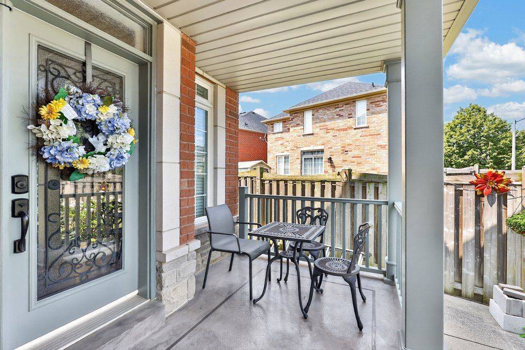 2070 Willhaven TRL, Oakville, ON L6M 5G3
