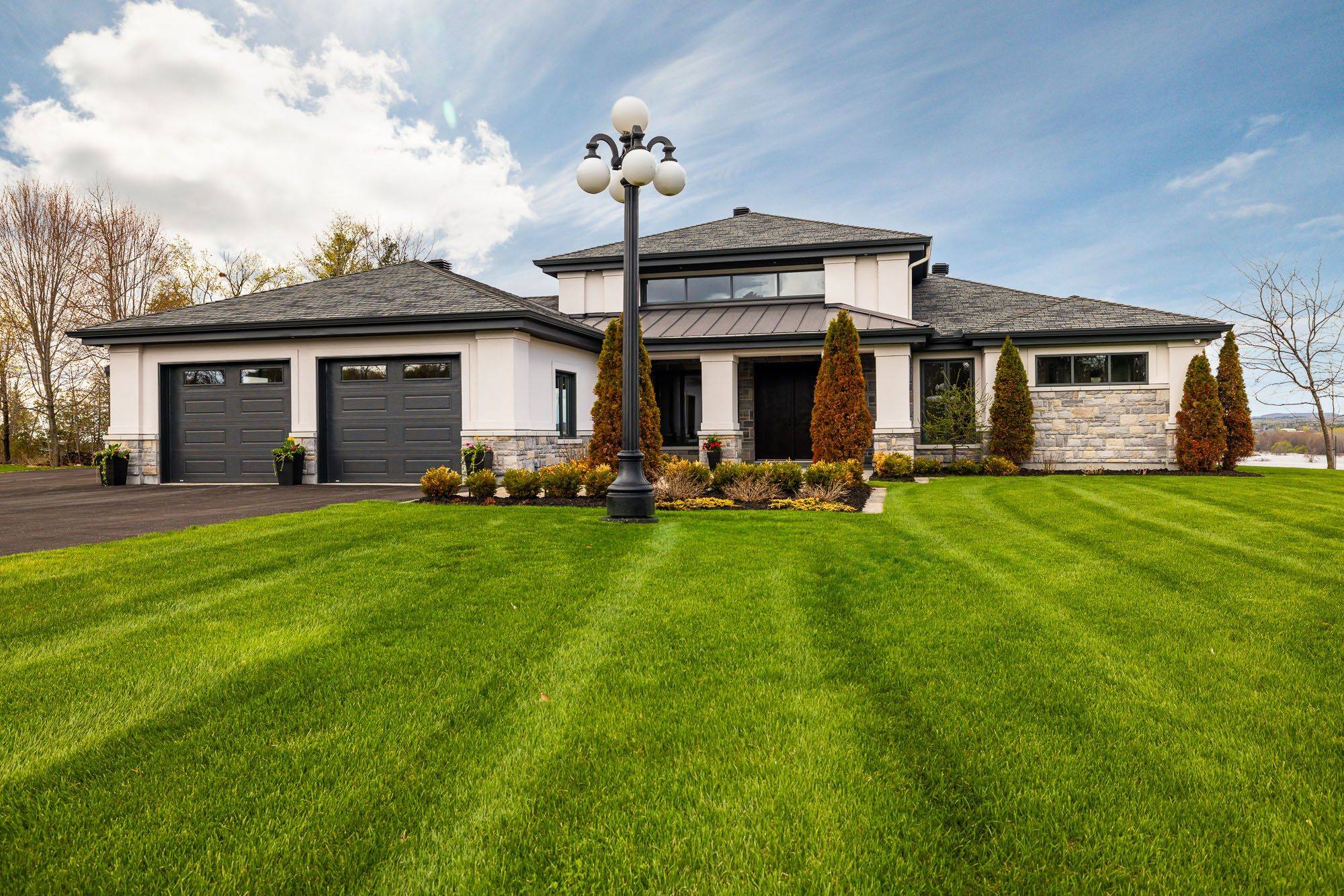 153 Adrien ST, Clarence-rockland, ON K4K 1K7
