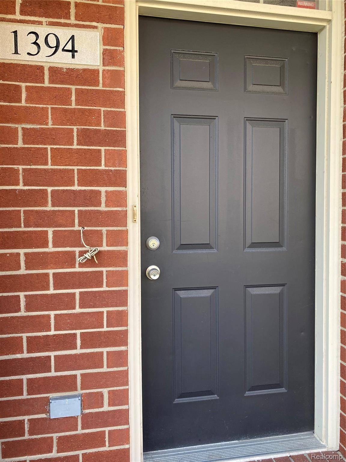 1394 Ashford CT, Troy, MI 48084