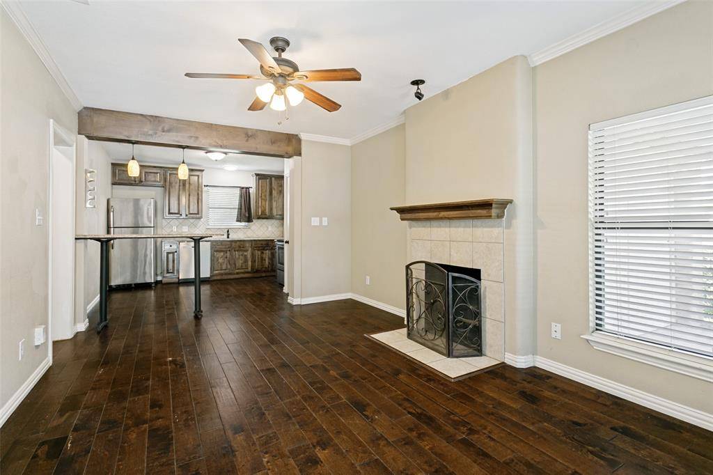 3904 Carolyn Road, Fort Worth, TX 76109