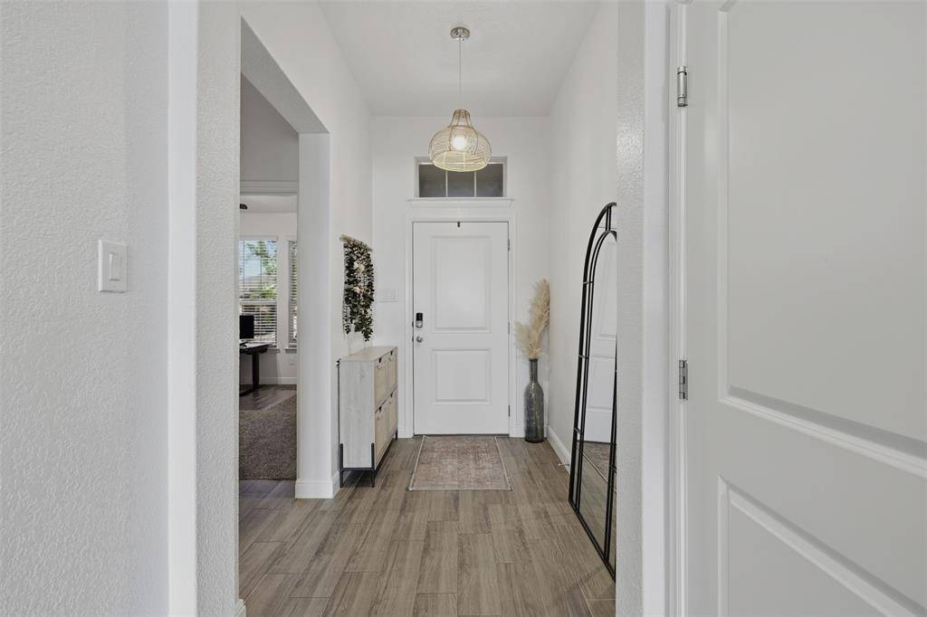 2341 Waggoner Ranch Drive, Weatherford, TX 76087
