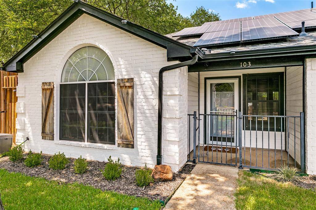 103 Hilltop Drive, Kennedale, TX 76060