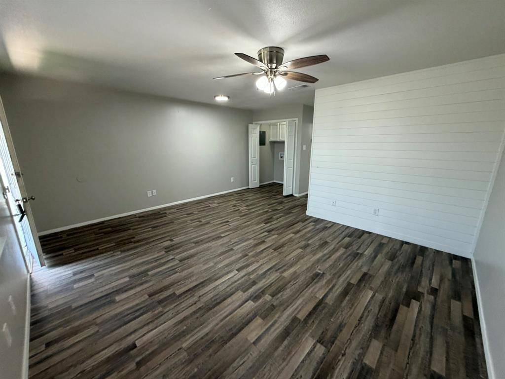 1410 Courtney Place, Cleburne, TX 76033