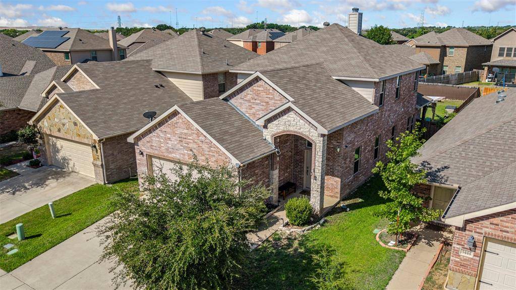 5448 Grenada Drive, Fort Worth, TX 76119