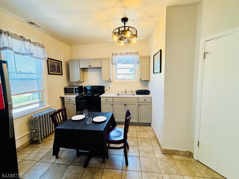 2 E Passaic Ave, Nutley Twp., NJ 07110