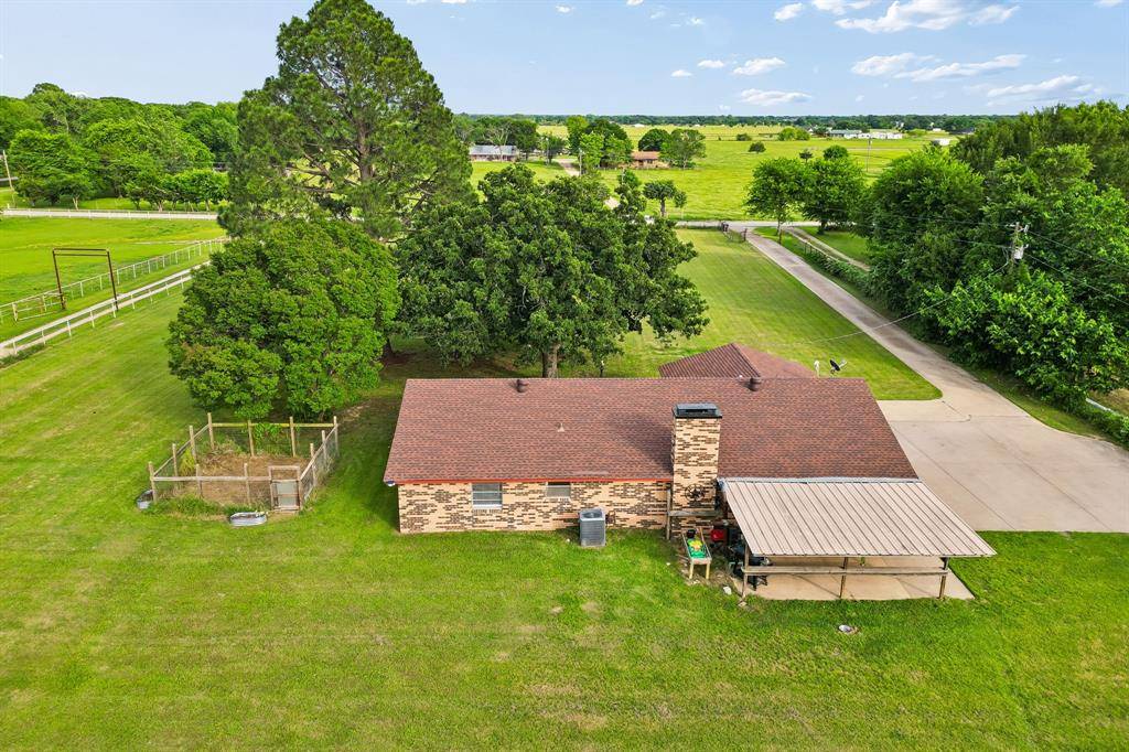 210 Lanier Road, Combine, TX 75159