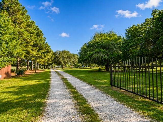 1817 County Road 3327, Greenville, TX 75402
