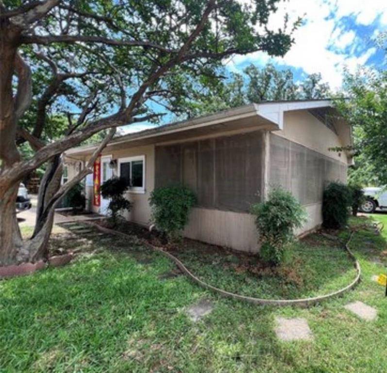 600 Lake Drive, Lake Dallas, TX 75065