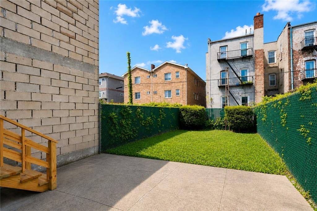 80 McKinley AVE, Brooklyn, NY 11208