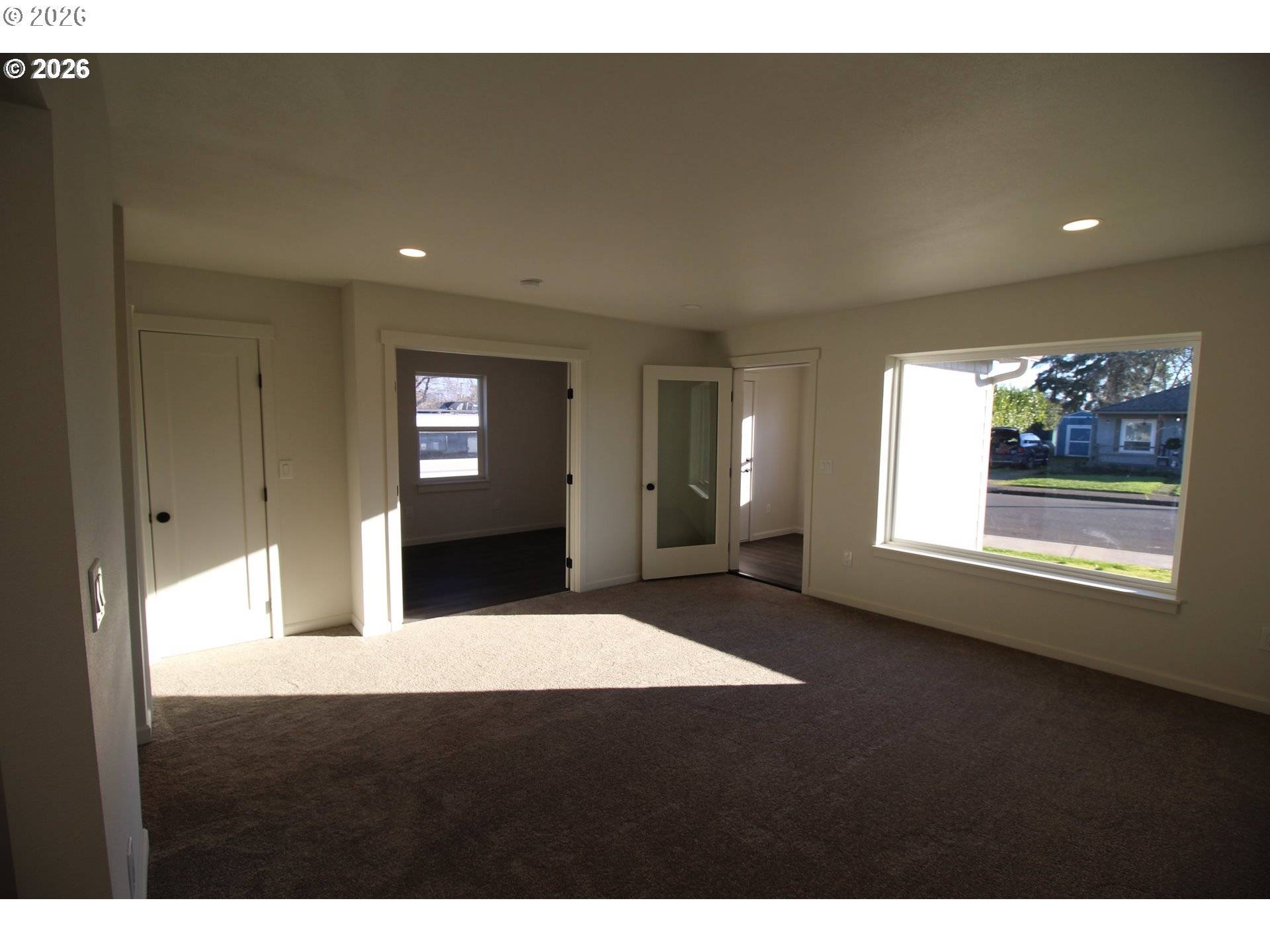 186 SW RAINBOW AVE, Dallas, OR 97338