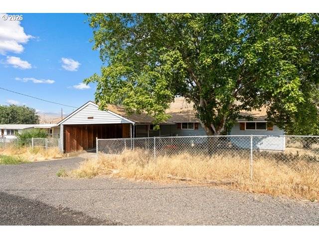 61476 DEE COX RD, Heppner, OR 97836