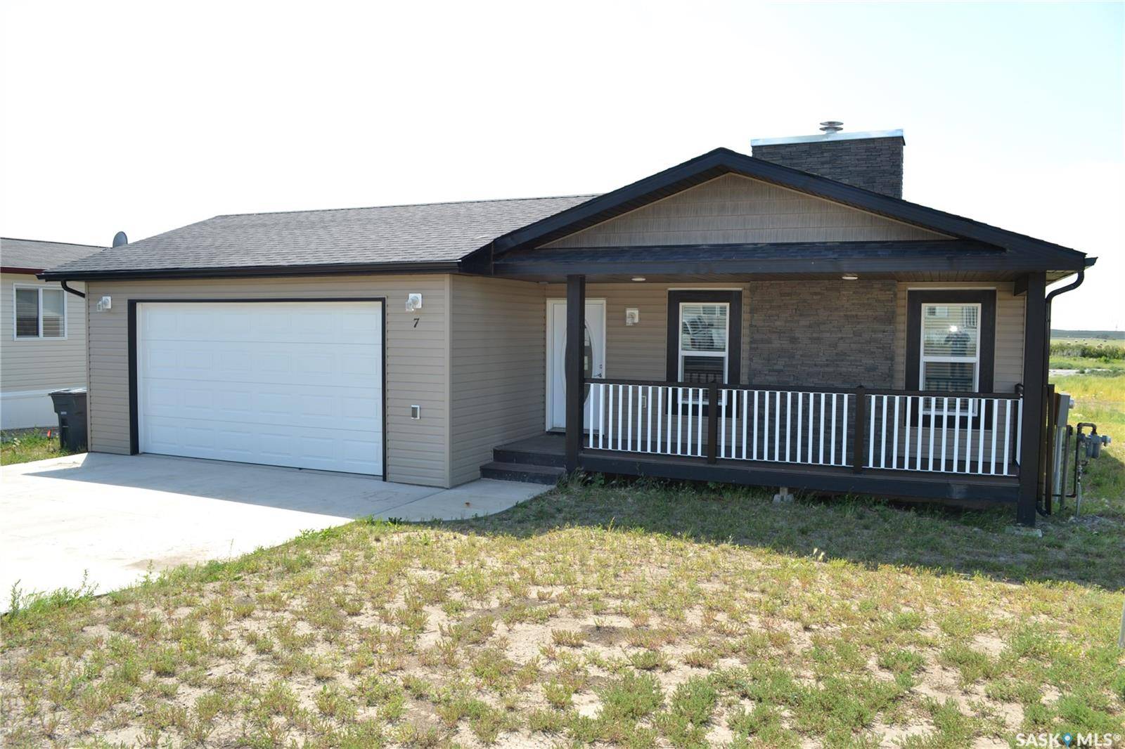 2004 Alice ROAD #7, Estevan, SK S4A 1G7