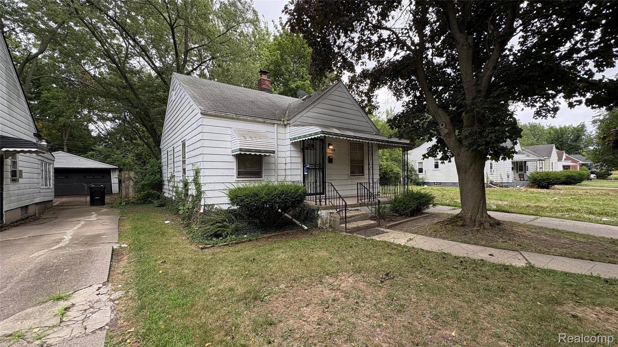 12108 Wayburn ST, Detroit, MI 48224