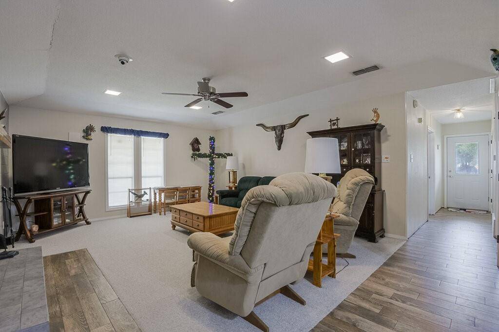 111 Kirk Road, Midlothian, TX 76065