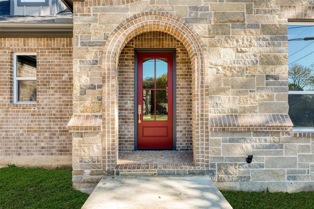 115 Enchanted Drive, Enchanted Oaks, TX 75156