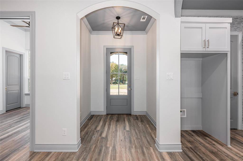115 Enchanted Drive, Enchanted Oaks, TX 75156