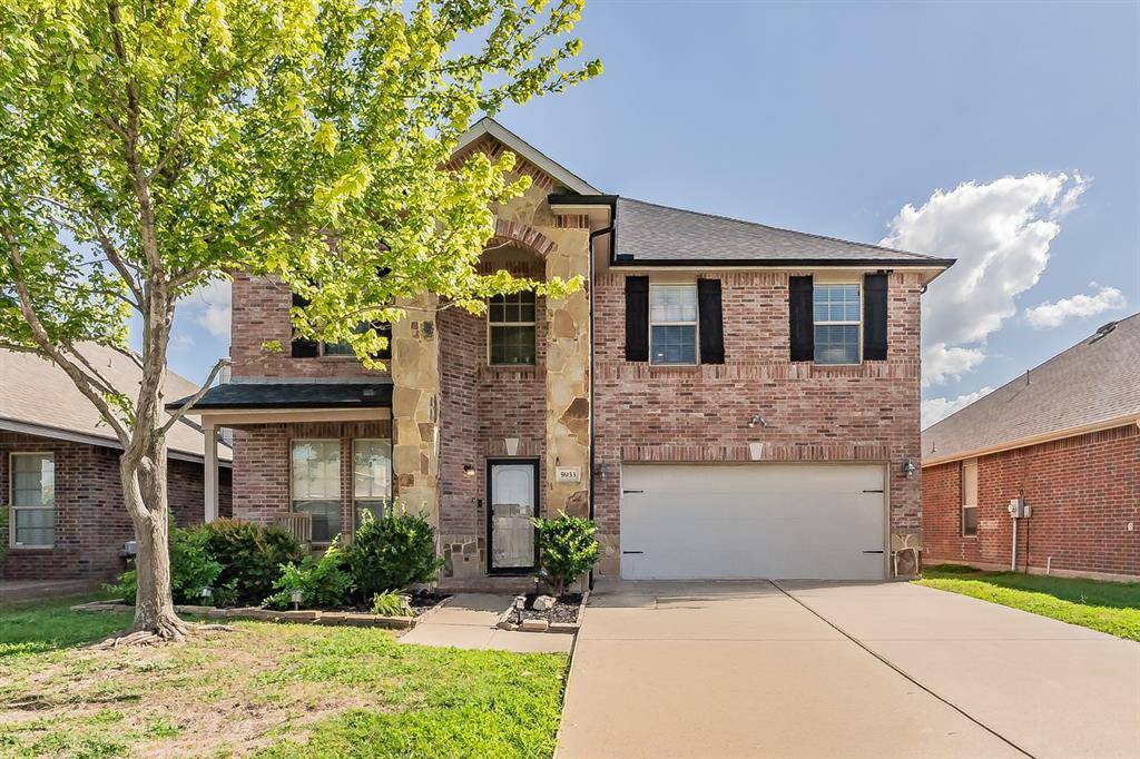 5933 Misty Breeze Drive, Fort Worth, TX 76179