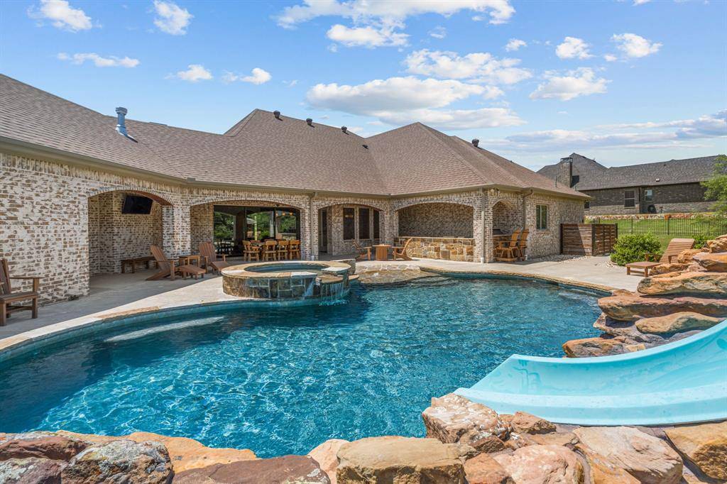 7809 Bella Flora Drive, Fort Worth, TX 76126