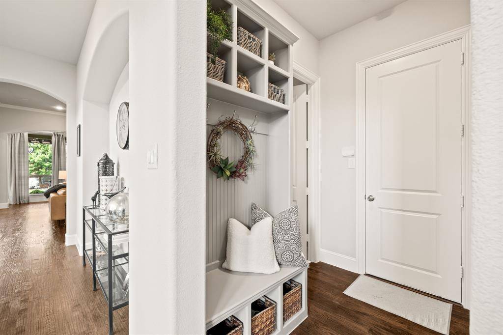3808 Kennoway, The Colony, TX 75056