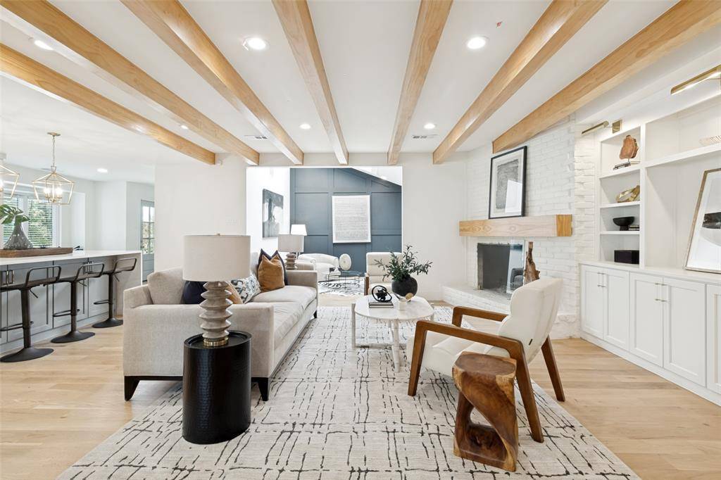 6905 Wabash Circle, Dallas, TX 75214