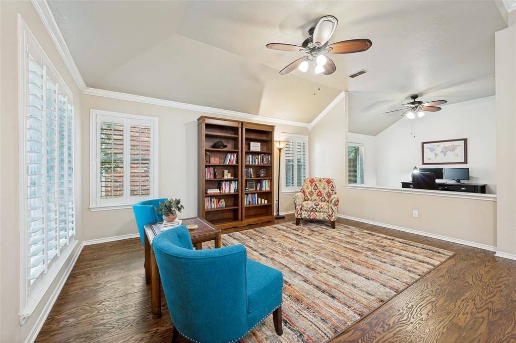 2119 Shumard Oak Lane, Irving, TX 75063
