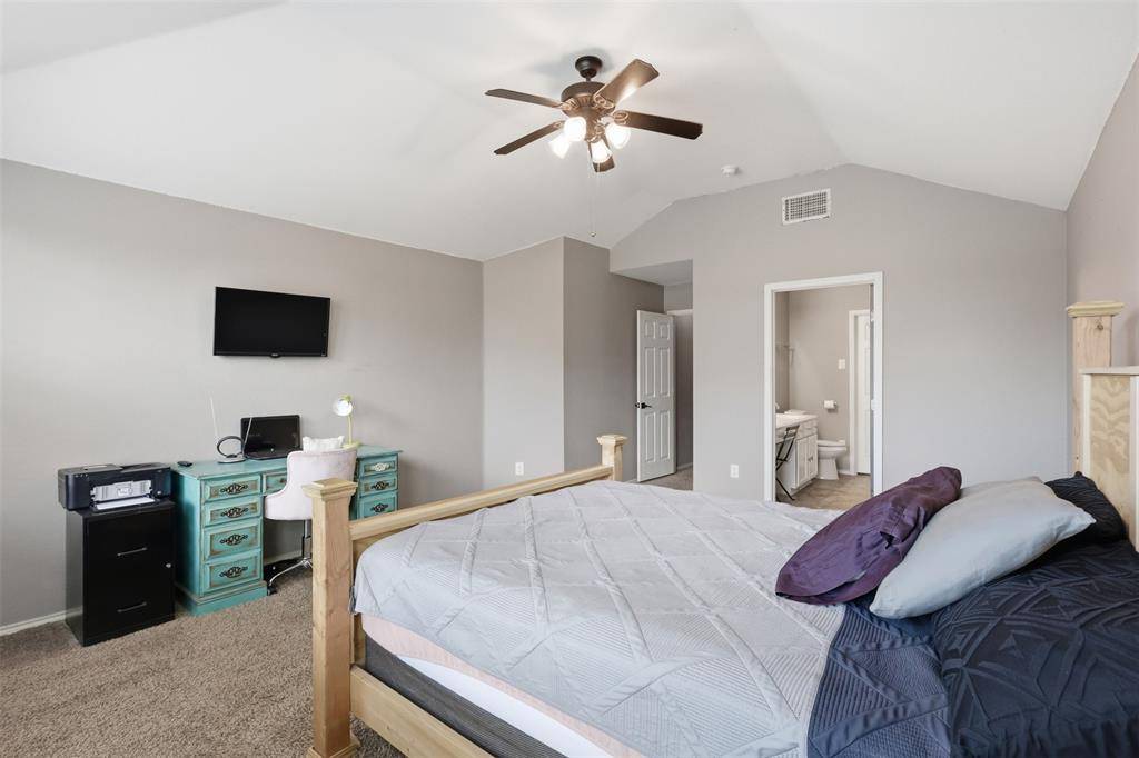 12521 Patnoe Drive, Fort Worth, TX 76028